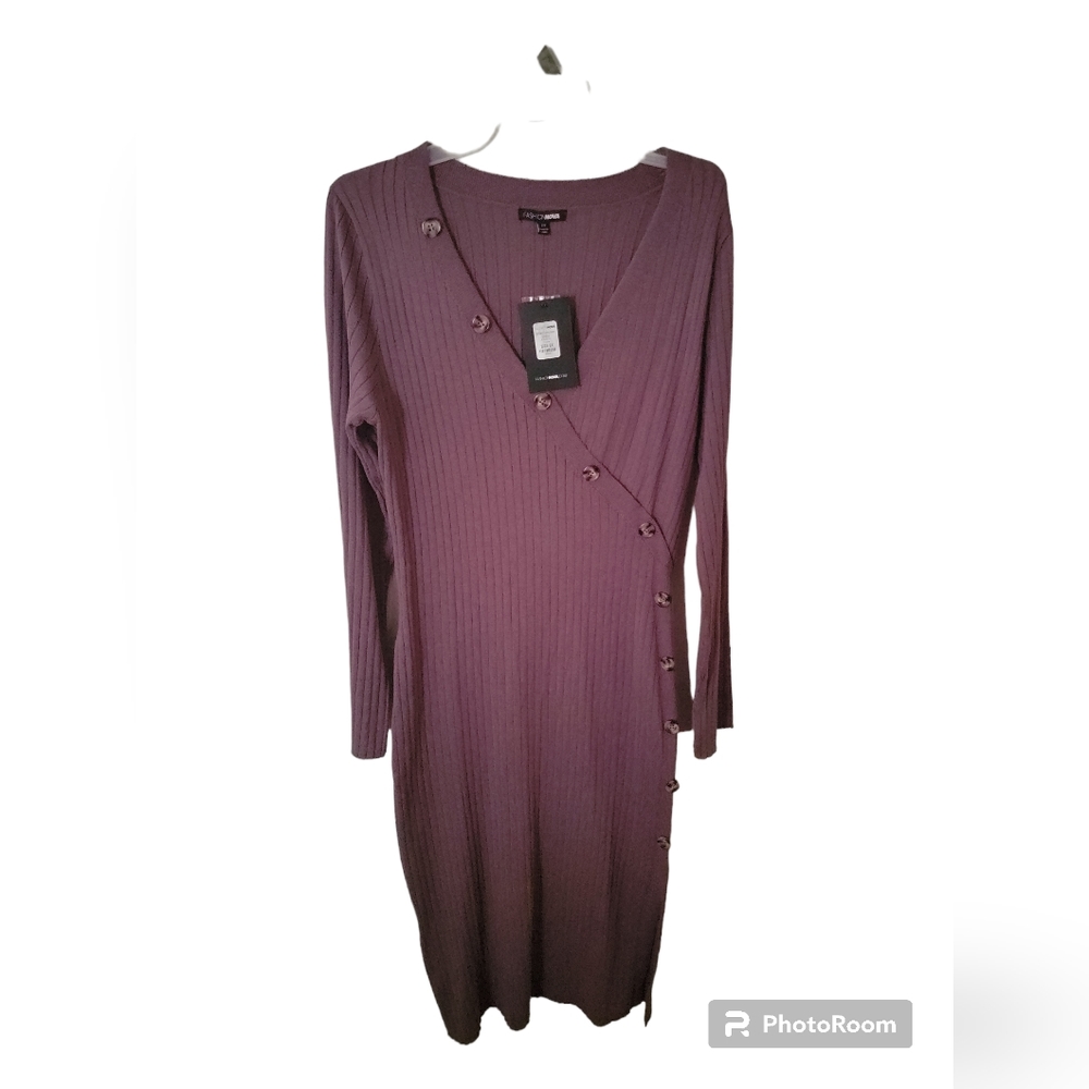 🆕️Fashion Nova Midi Dress